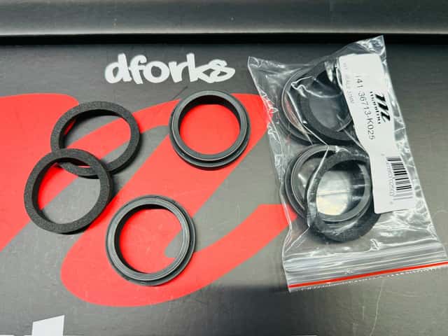 Mezzer 37мм | сальники вилки Manitou