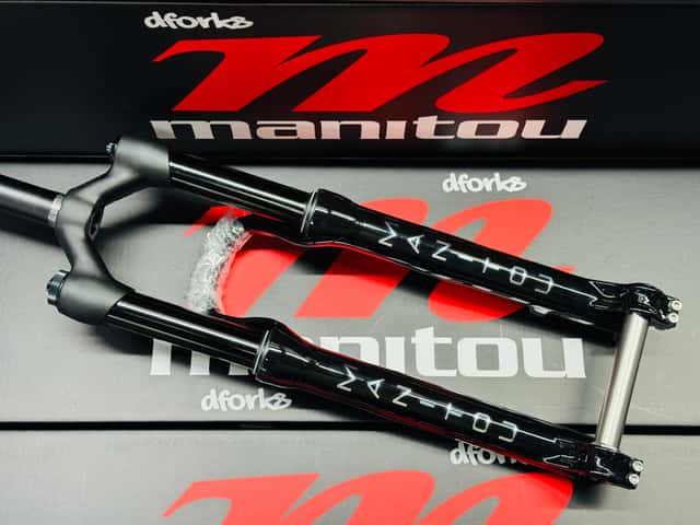 Вилка Manitou Circus Expert 26" | 80 ~ 100mm | 1-1/8 | 20mm