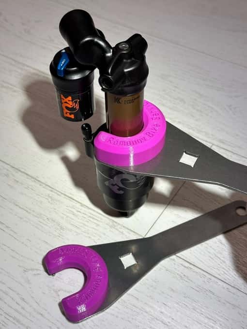 Ключ для воздушной банки амортизатора FOX X2